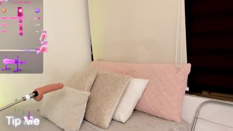 Alexandra  online show from January 2025 09:35:02 AM