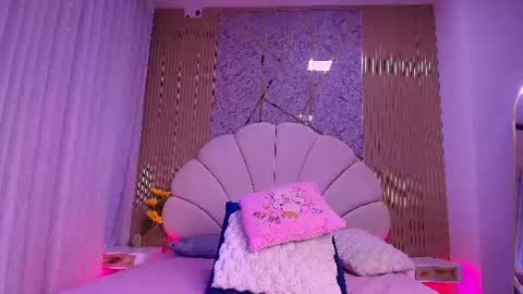 Snapshot of a_aisha chatting on August 2026 11:57:02 AM Aisha online show from August 2026 11:57:02 AM