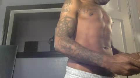 a_rizzy85 online show from July 2026 07:05:02 PM
