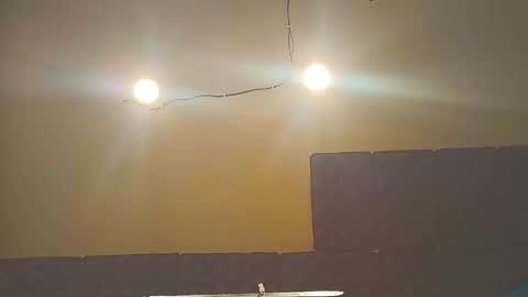 Kyle online show from April 2026 04:39:01 AM