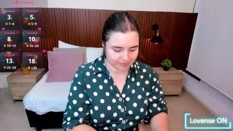 Abby Lee  online show from December 2025 07:41:01 PM