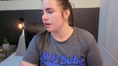 Abby Lee  online show from March 2026 07:03:01 PM