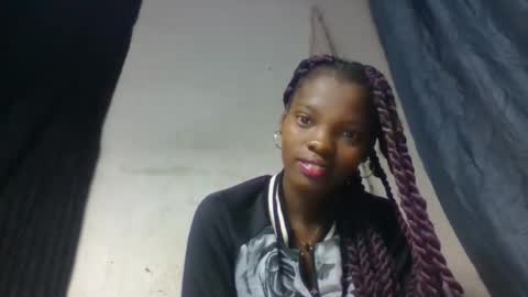 Snapshot of aadienne chatting on April 2026 06:36:01 AM aadienne online show from April 2026 06:36:01 AM