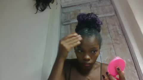 Snapshot of aadienne chatting on May 2026 10:27:02 PM aadienne online show from May 2026 10:27:02 PM