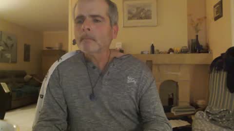 Aalex1717 online show from January 2025 03:01:02 AM