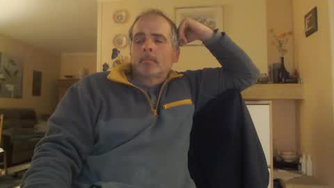 Aalex1717 online show from March 2025 11:00:02 PM