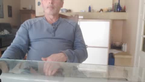 Aalex1717 online show from March 2025 02:01:02 PM