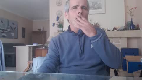 Aalex1717 online show from September 2025 10:42:02 AM