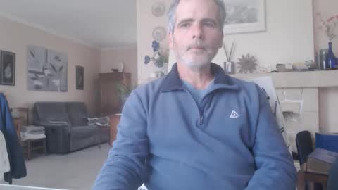 Aalex1717 online show from December 2025 10:55:01 AM