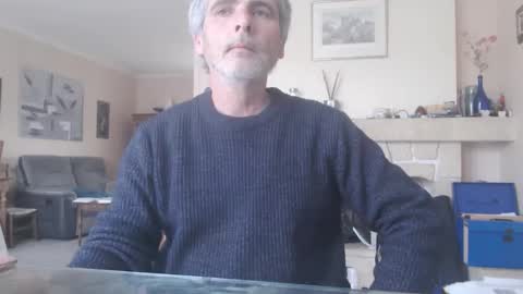 Aalex1717 online show from April 2026 06:06:01 AM