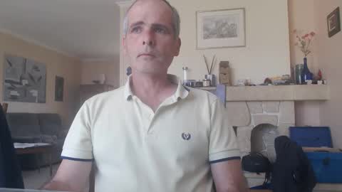 Aalex1717 online show from April 2026 07:17:02 AM