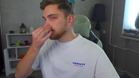 Alex online show from March 2025 05:22:02 AM