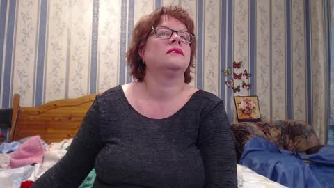 NINA online show from April 2026 07:30:02 PM