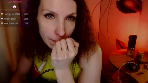 Katie online show from January 2025 08:54:01 PM