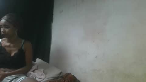 Snapshot of aangelinee chatting on October 2025 10:16:02 AM aangelinee online show from October 2025 10:16:02 AM