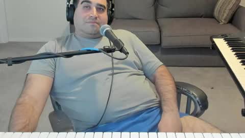 Aaron online show from January 2026 07:11:01 PM