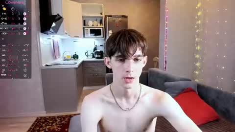 Snapshot of aaron_bang chatting on July 2026 05:59:02 PM Aaron Bang online show from July 2026 05:59:02 PM