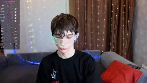 Snapshot of aaron_bang chatting on July 2026 09:57:01 PM Aaron Bang online show from July 2026 09:57:01 PM