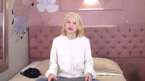 Aaron fordd online show from December 2025 12:03:02 PM