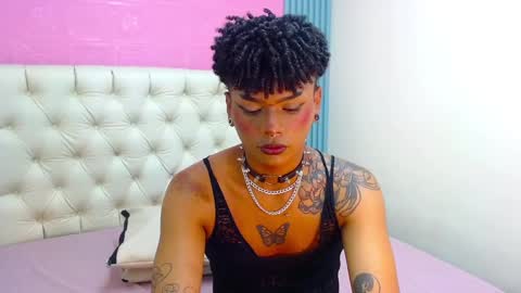 Snapshot of aaronbakers chatting on January 2025 06:57:02 AM im NiallDun online show from January 2025 06:57:02 AM