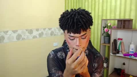 Snapshot of aaronbakers chatting on March 2025 08:02:02 AM im NiallDun online show from March 2025 08:02:02 AM