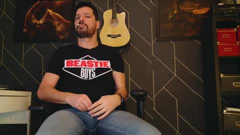 Aaron online show from February 2025 09:56:02 AM