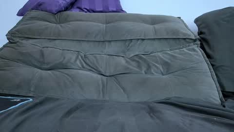 Aaron  online show from March 2025 09:22:01 PM