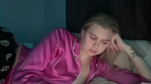 ababyy2901 online show from November 2025 07:19:02 AM