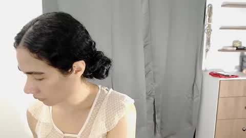 Abbi mooncb online show from October 2025 12:57:02 PM