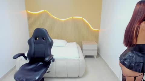 Snapshot of abbiecarson chatting on April 2026 12:28:01 PM abbiecarson online show from April 2026 12:28:01 PM