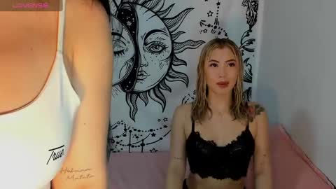 Snapshot of abby_and_lana chatting on February 2025 09:46:01 PM ABBY LANNA online show from February 2025 09:46:01 PM