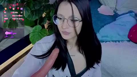 Snapshot of abby_dreamss chatting on June 2026 11:48:02 AM Abby online show from June 2026 11:48:02 AM