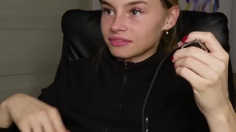 ABBY LAKER online show from December 2024 09:56:02 PM