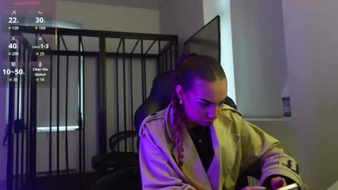 ABBY LAKER online show from October 2025 06:12:01 AM