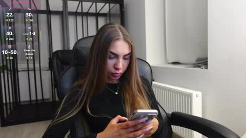 ABBY LAKER online show from October 2025 04:49:01 PM