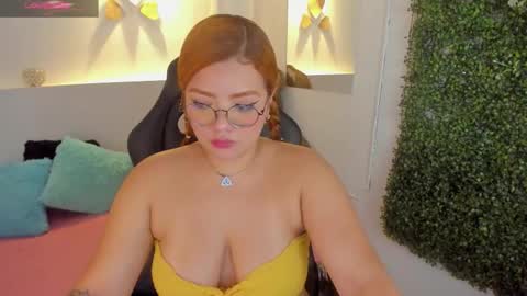 Abby  online show from March 2026 08:25:02 PM