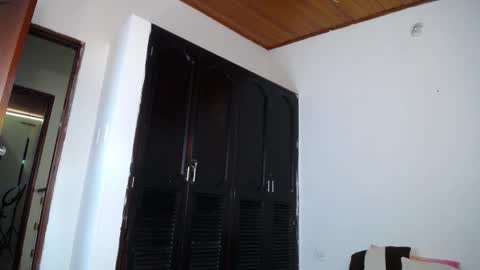 ABBY online show from November 2025 12:02:02 PM