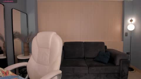 Abby Dalton  online show from February 2025 11:23:02 AM