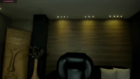 Abby Dalton  online show from September 2025 11:43:02 AM