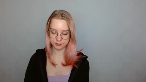 Snapshot of abbymoore__ chatting on December 2024 08:41:01 AM Abby Lovense is active online show from December 2024 08:41:01 AM