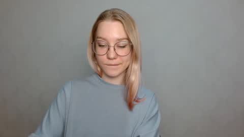 Snapshot of abbymoore__ chatting on January 2025 10:48:02 AM Abby Lovense is active online show from January 2025 10:48:02 AM