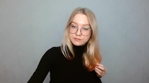 Snapshot of abbymoore__ chatting on February 2025 01:08:02 PM Abby Lovense is active online show from February 2025 01:08:02 PM