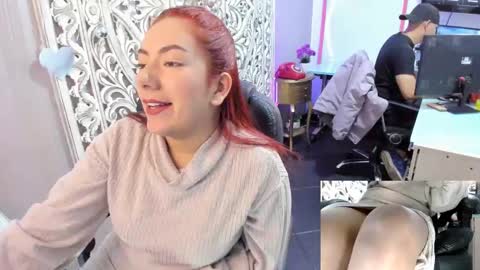 Snapshot of abbystones chatting on December 2024 03:13:01 PM Abby Stones online show from December 2024 03:13:01 PM