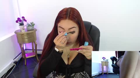 Snapshot of abbystones chatting on January 2025 12:35:01 PM Abby Stones online show from January 2025 12:35:01 PM