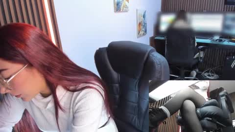 Snapshot of abbystones chatting on February 2025 04:00:02 PM Abby Stones online show from February 2025 04:00:02 PM