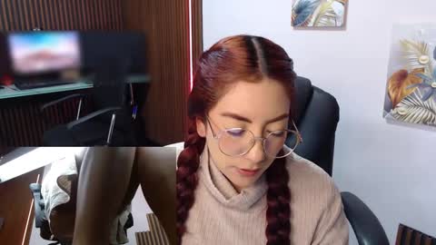 Snapshot of abbystones chatting on March 2025 03:18:01 PM Abby Stones online show from March 2025 03:18:01 PM