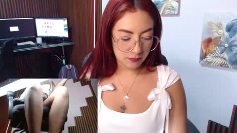 Snapshot of abbystones chatting on March 2025 06:23:01 PM Abby Stones online show from March 2025 06:23:01 PM