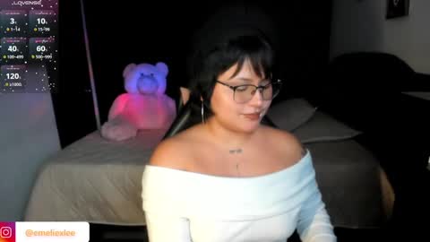 Snapshot of abbyxlee chatting on February 2025 10:25:01 PM     online show from February 2025 10:25:01 PM