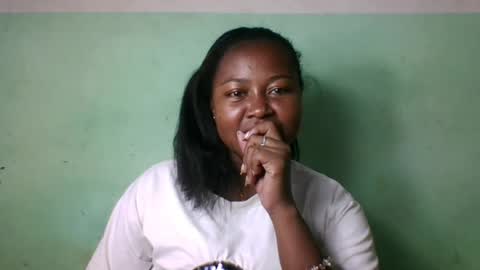 Snapshot of abella677022 chatting on June 2026 01:39:02 PM abella677022 online show from June 2026 01:39:02 PM