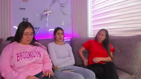 abella_as_ online show from February 2026 01:30:02 PM